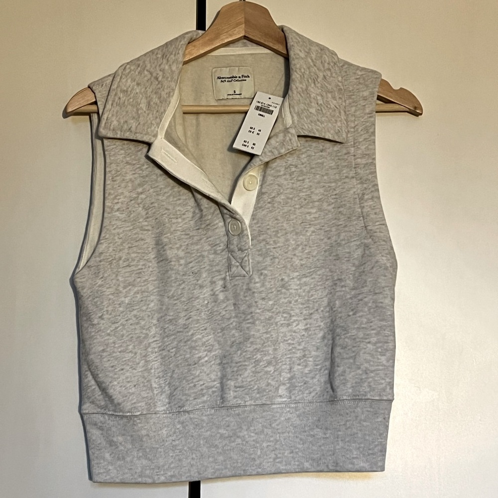 Abercrombie & Fitch Soft Fleece Cropped Vest